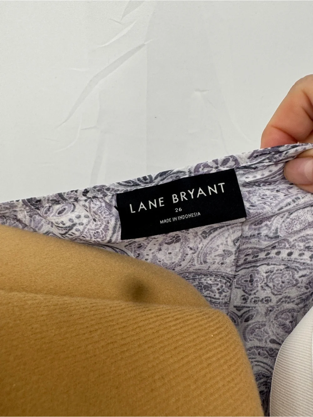 Lane Bryant Pale Lavender Paisley Camisole with White Straps 0148 - Picture 4 of 5